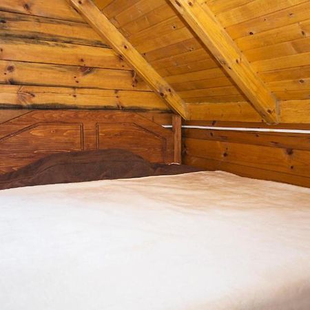 Lovcen Mountain Cottages Njegusi Quarto foto